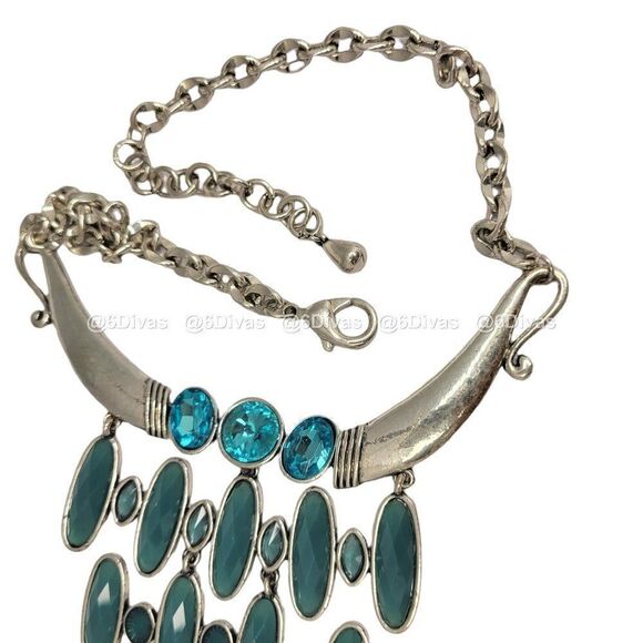 Blue Statemen Necklace - Picture 5 of 7